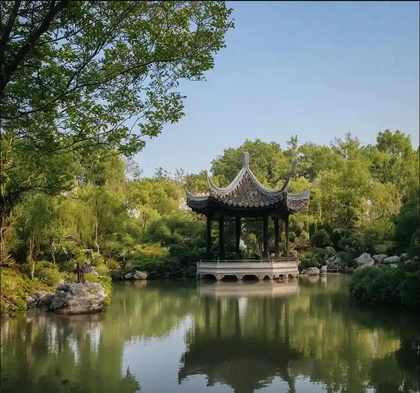 邵阳双清骤变餐饮有限公司